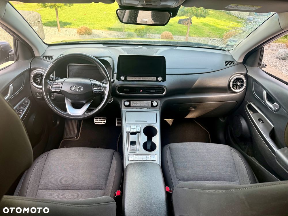 Hyundai Kona Premium - 14