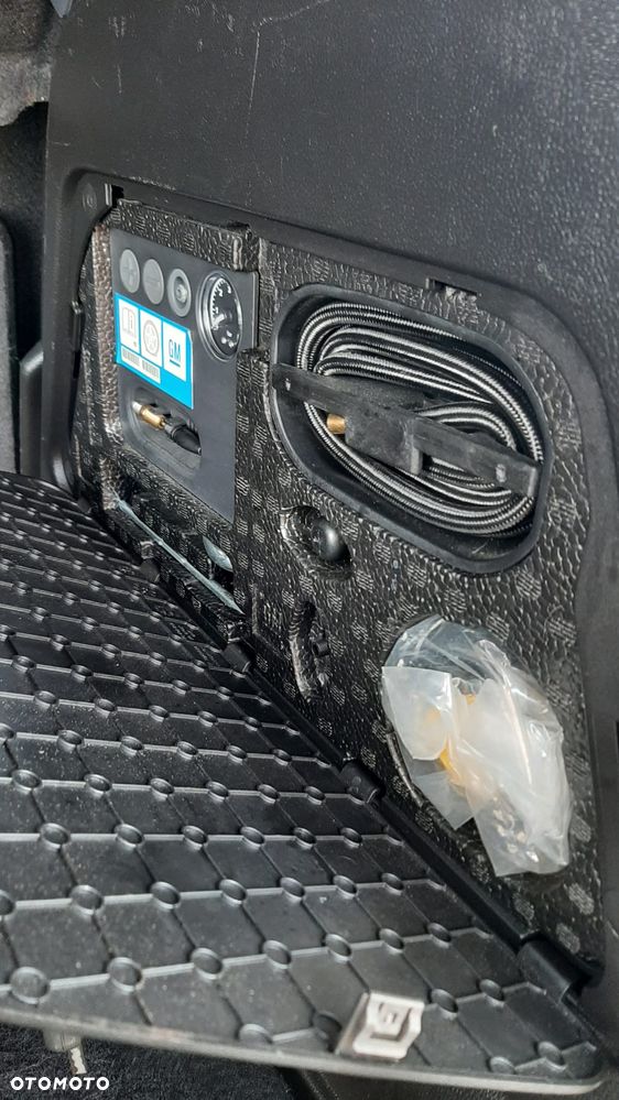 Opel Meriva 1.4 T Cosmo - 10