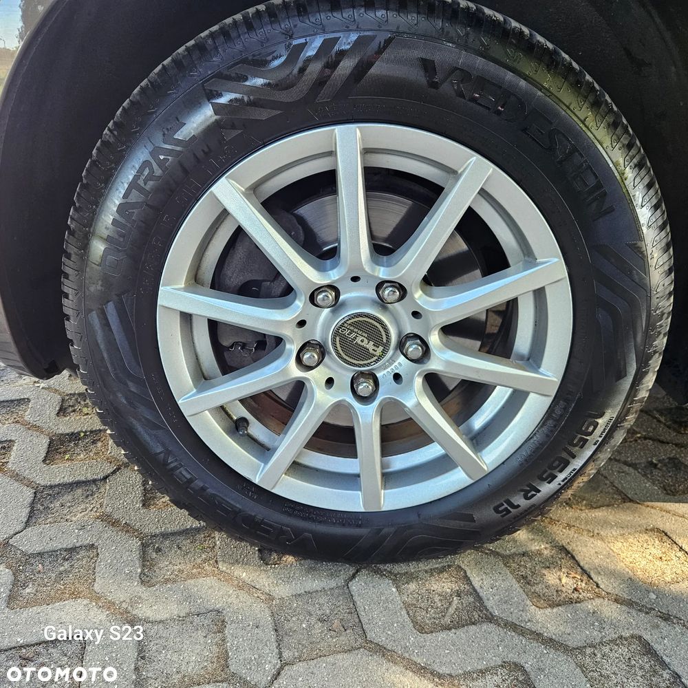 Kia Venga 1.4 CVVT Attract - 13