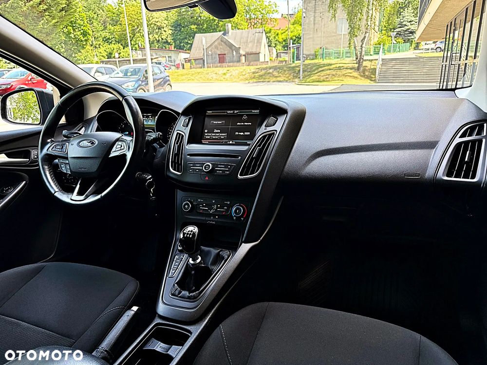 Ford Focus 1.6 TDCi DPF Start-Stopp-System Titanium - 21