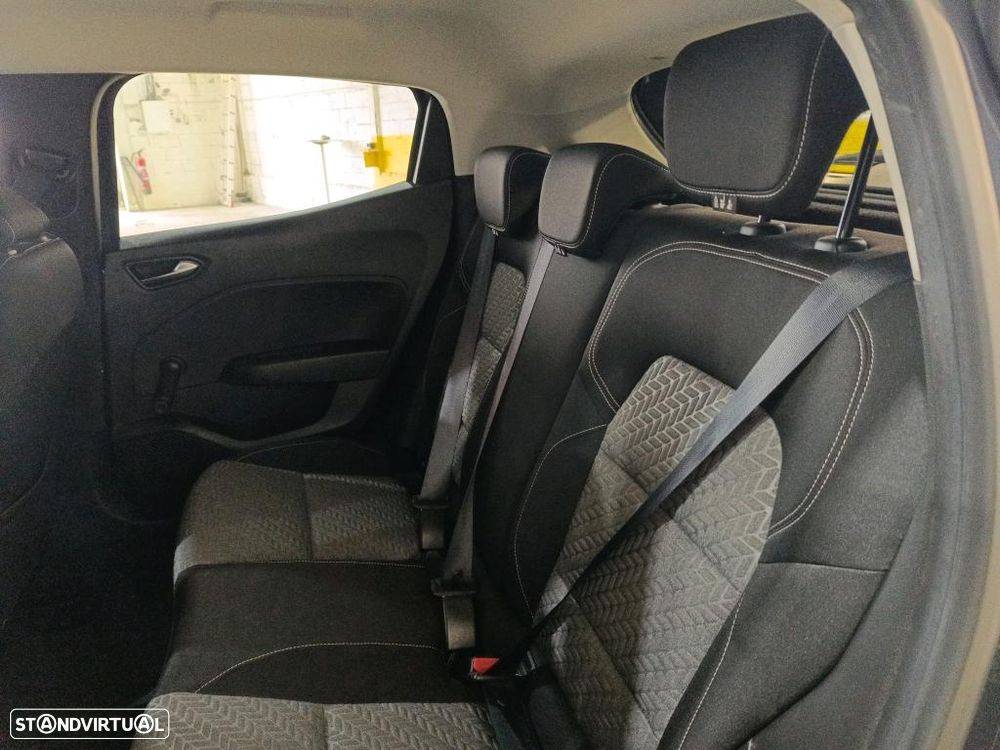 Renault Clio 1.5 Blue dCi Limited - 8