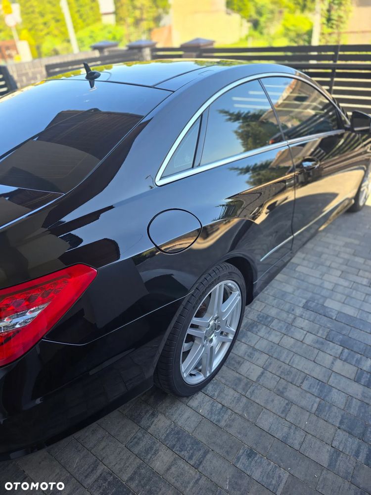 Mercedes-Benz Klasa E 220 CDI DPF BlueEFFICIENCY Automatik Elegance - 3