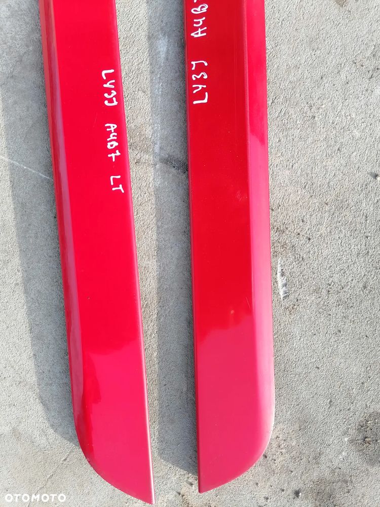 Listwa Dolna Drzwi LY3J Prawa Przód Audi A4 B7 - 4