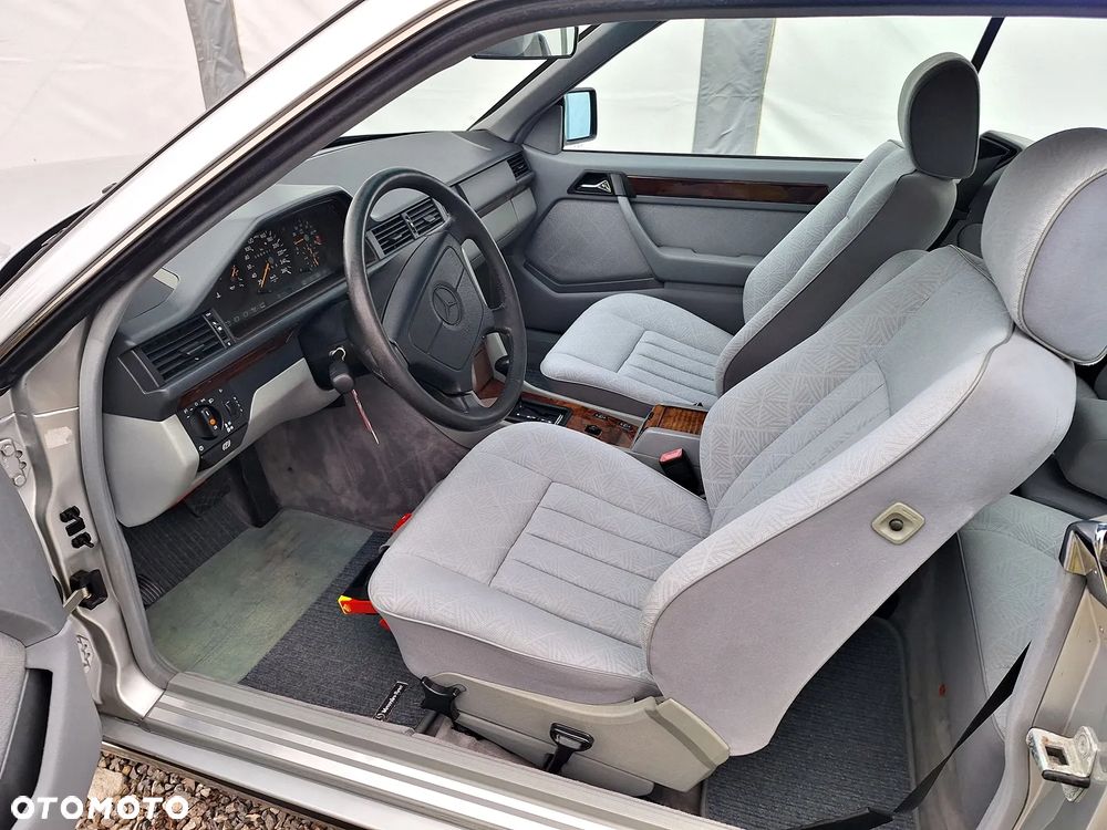 Mercedes-Benz W124 (1984-1993) - 36