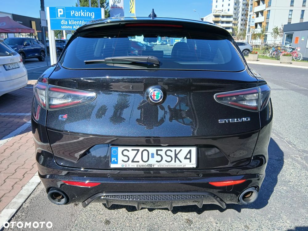Alfa Romeo Stelvio 2.0 Turbo Veloce Q4 - 8