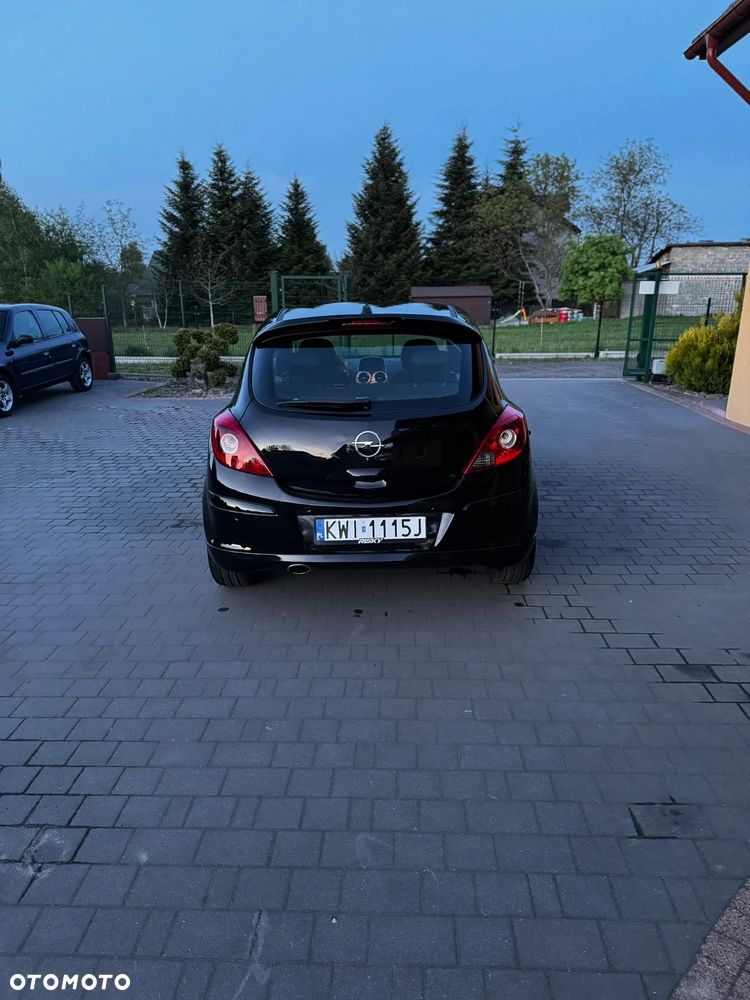 Opel Corsa 1.6 Turbo GSi - 21