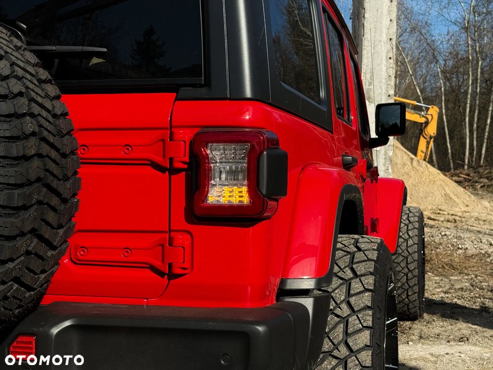 Jeep Wrangler - 27