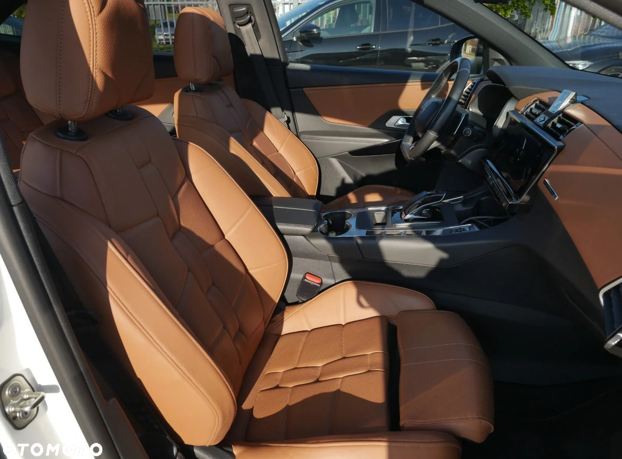 DS Automobiles DS 7 Crossback 1.6 E-Tense 4x4 Opera - 23