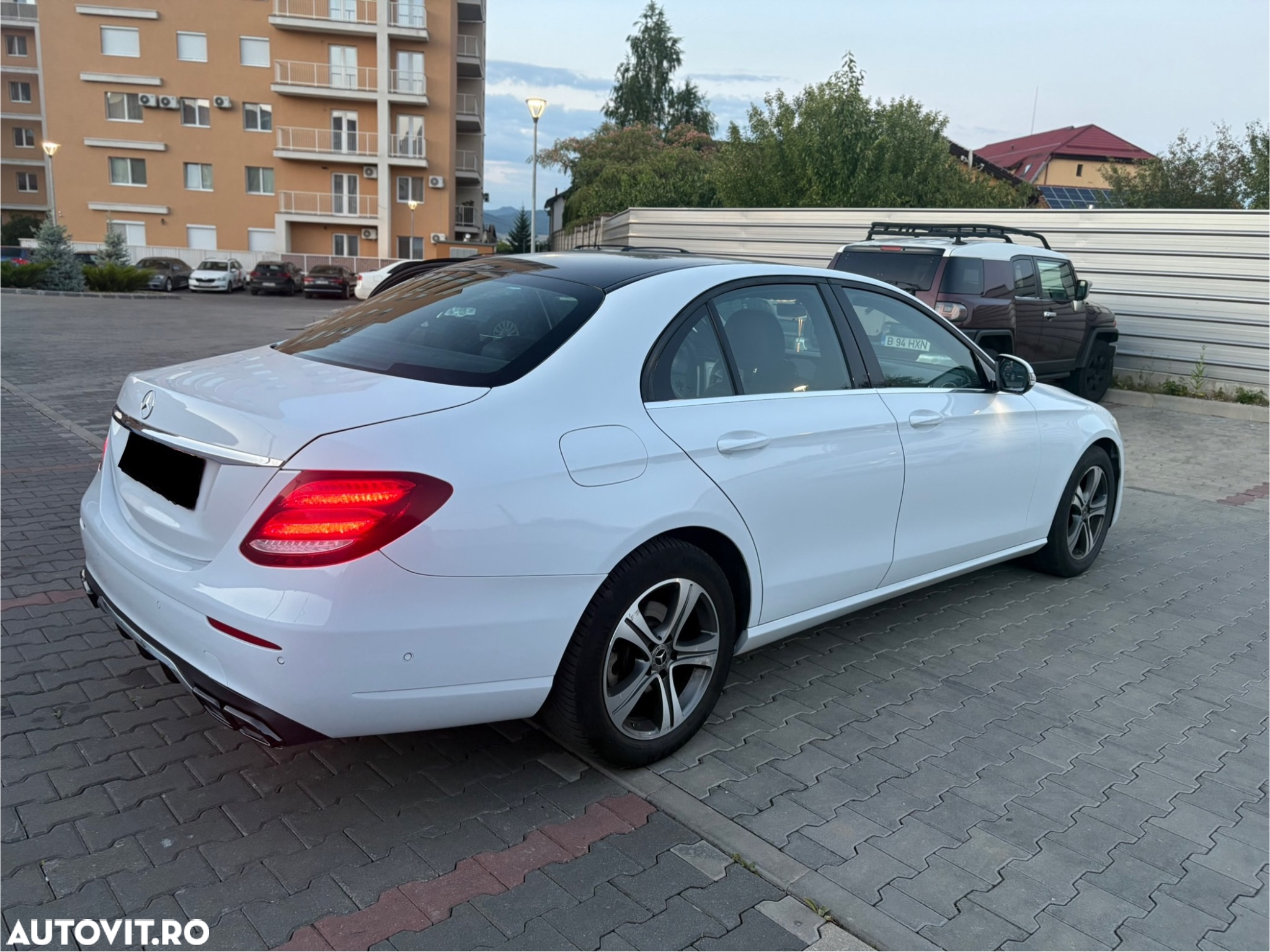 Mercedes-Benz E 200 d 9G-TRONIC - 3