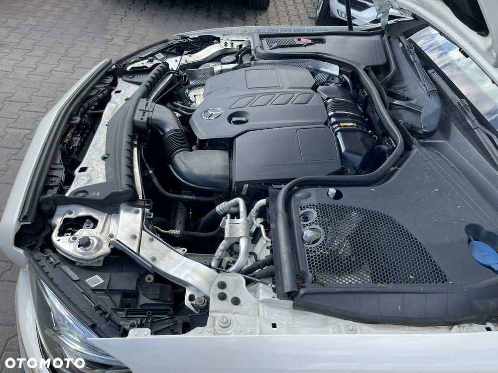 Mercedes-Benz Klasa E 220 d 4-Matic All-Terrain - 19