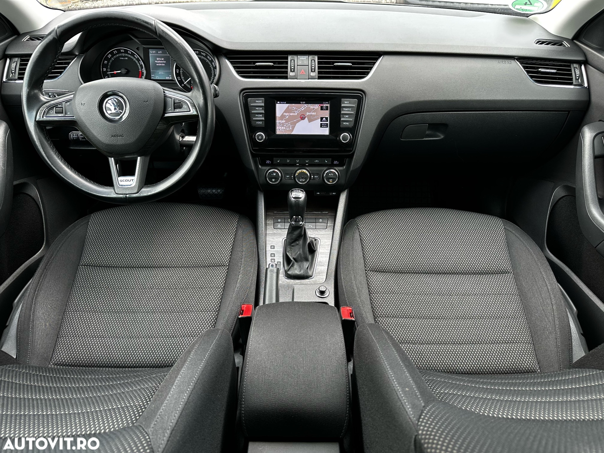 Skoda Octavia 2.0 TDI 4x4 DSG Scout - 7