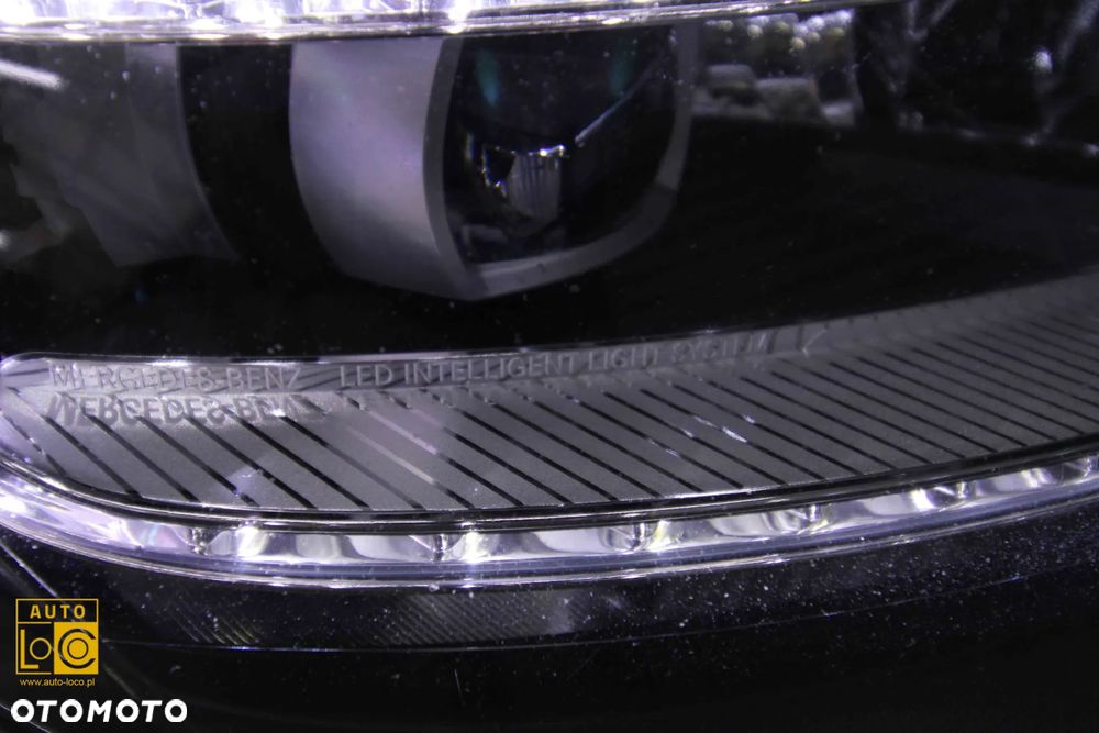 Mercedes-Benz CLS 350 CDI 4Matic 7G-TRONIC - 38