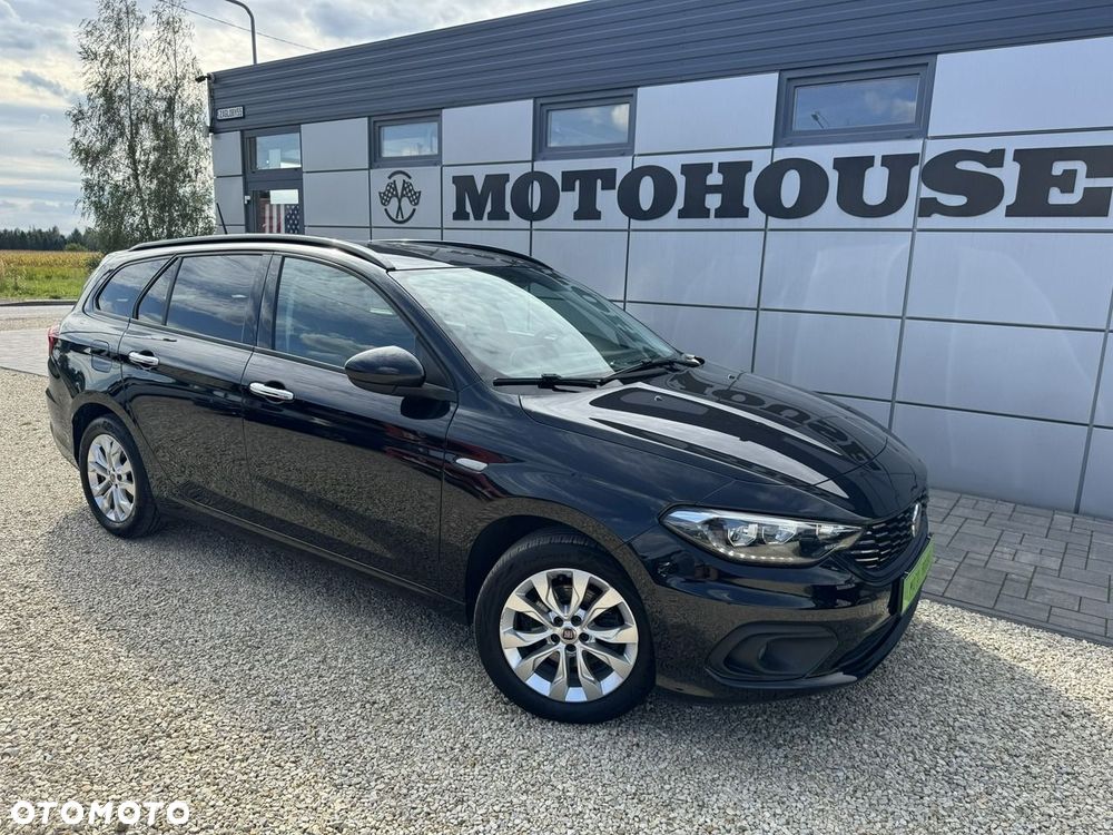 Fiat Tipo 1.4 T-Jet Lounge - 1