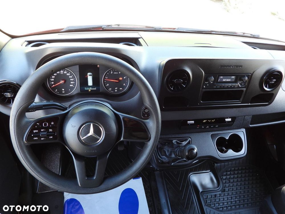 Mercedes-Benz SPRINTER 316 PLANDEKA WINDA 8 PALET WEBASTO TEMPOMAT KLIMATYZACJA  160KM - 29