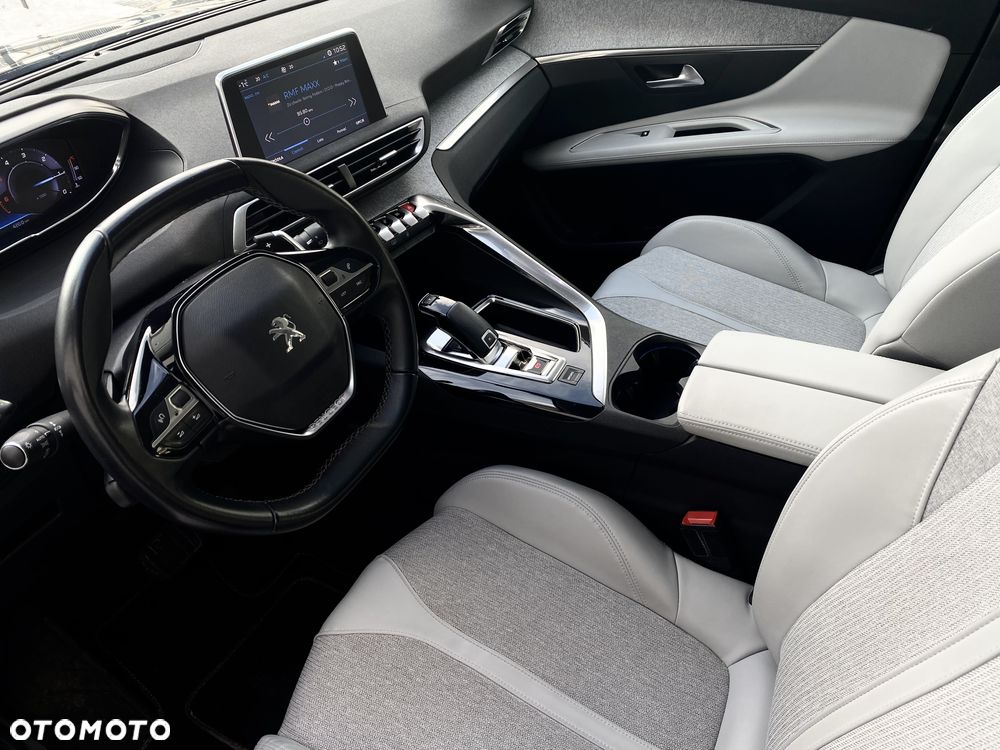 Peugeot 3008 1.5 BlueHDi Allure S&S EAT8 - 19