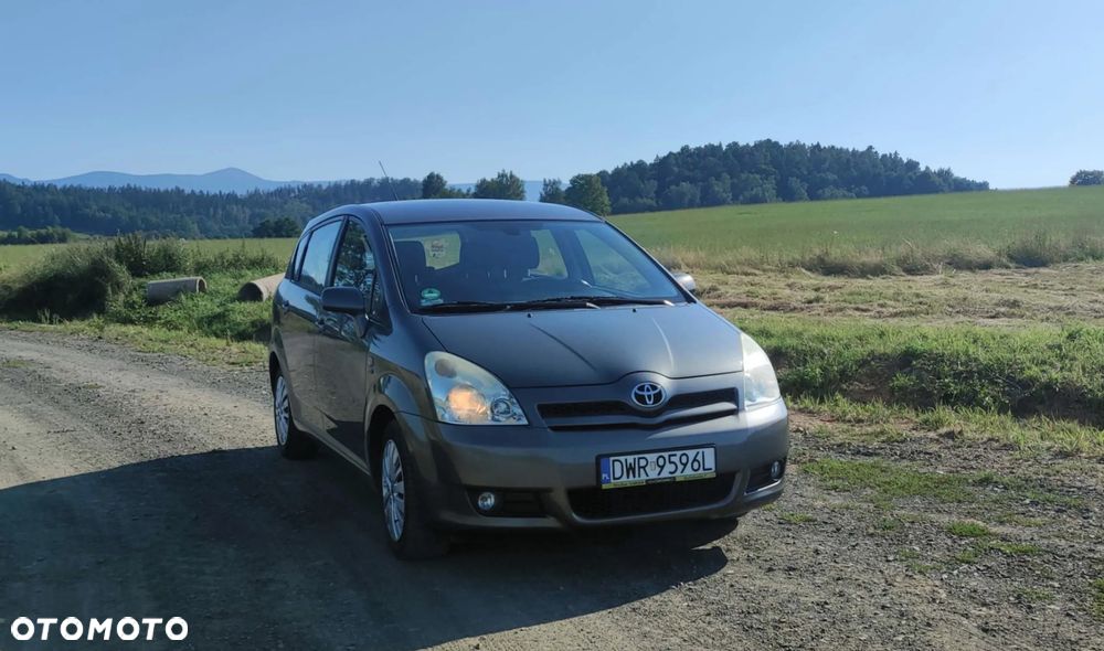 Toyota Corolla Verso 1.8 Sol + 7os - 1