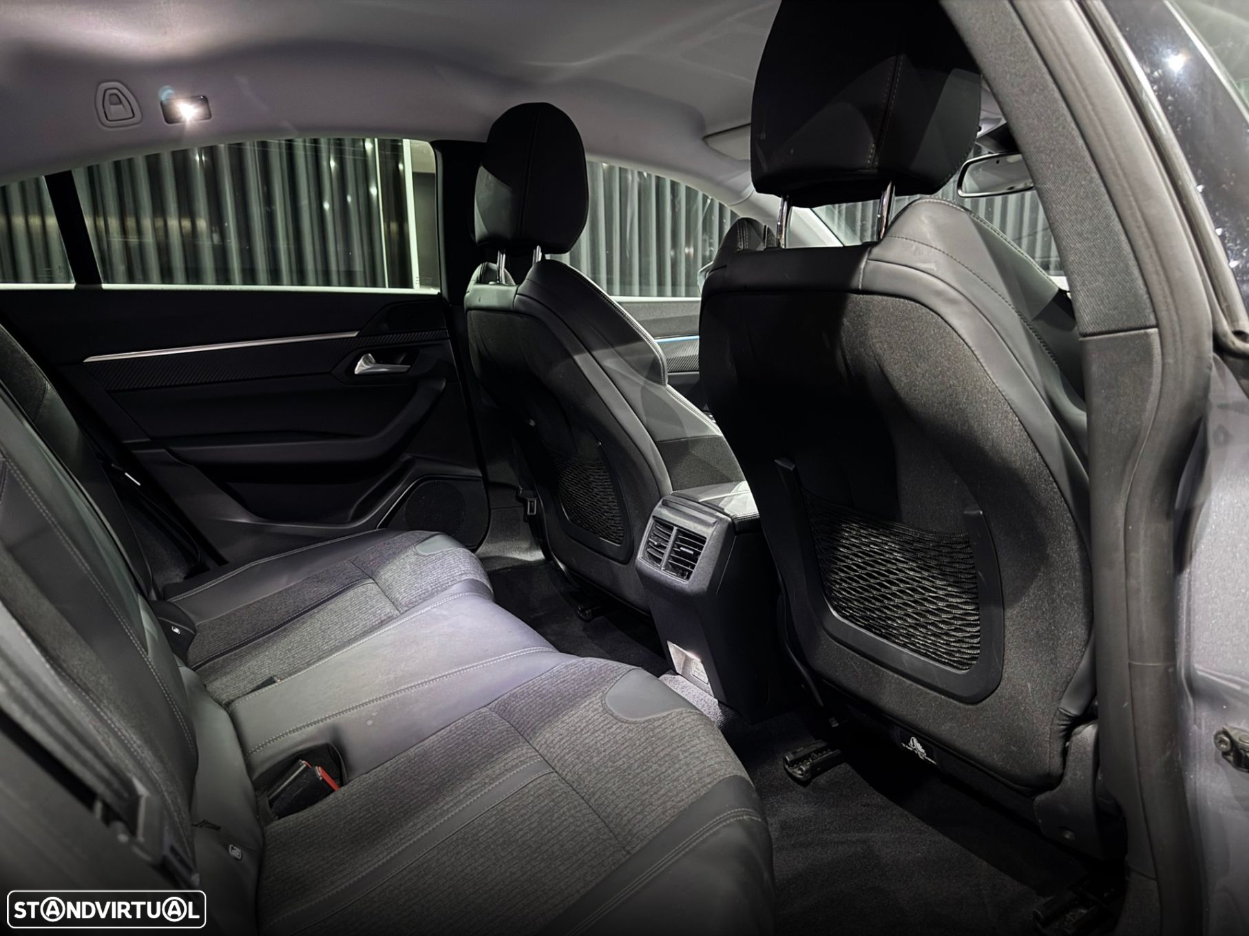 Peugeot 508 1.5 BlueHDi Allure Pack EAT8 - 39