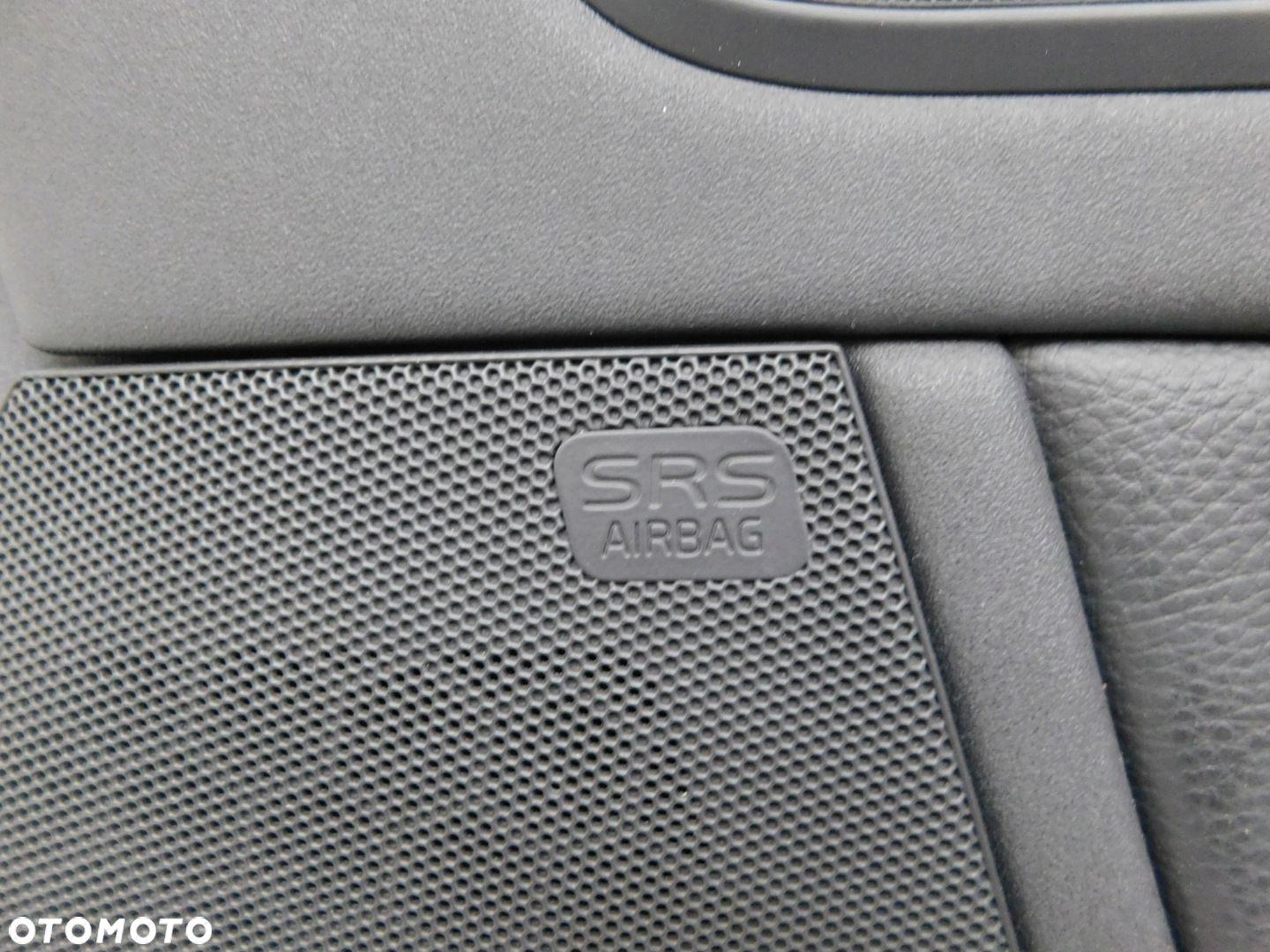 BOCZEK PRAWY 30633348 - VOLVO C70 II EU - 6