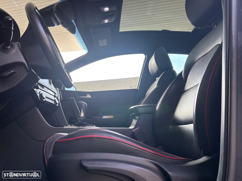 Kia Sportage 1.6 CRDi ISG MHEV GT Line - 13