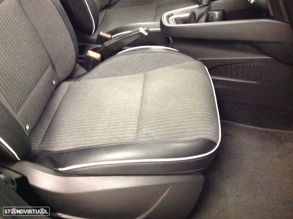 Renault Clio 1.0 TCe Intens - 31