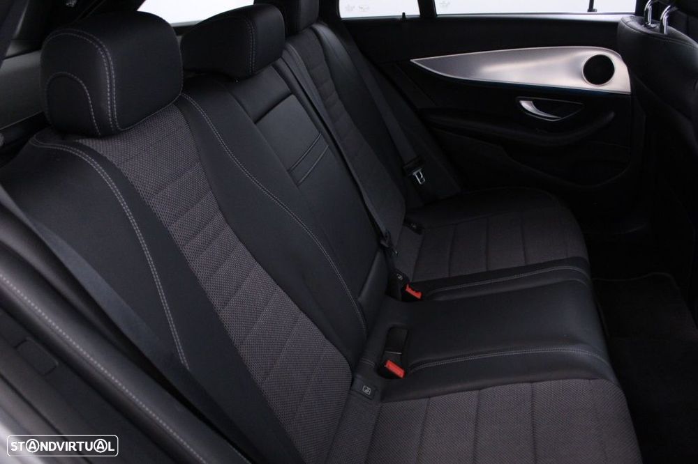 Mercedes-Benz E 300 de Avantgarde - 15