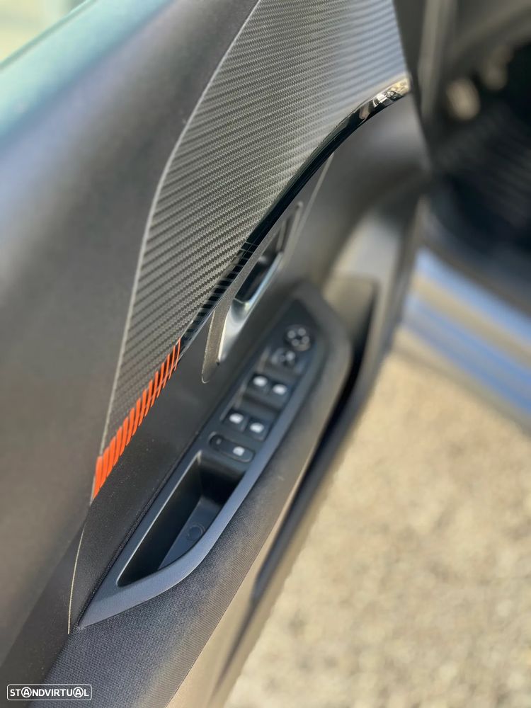 Peugeot 208 1.2 PureTech Active - 13