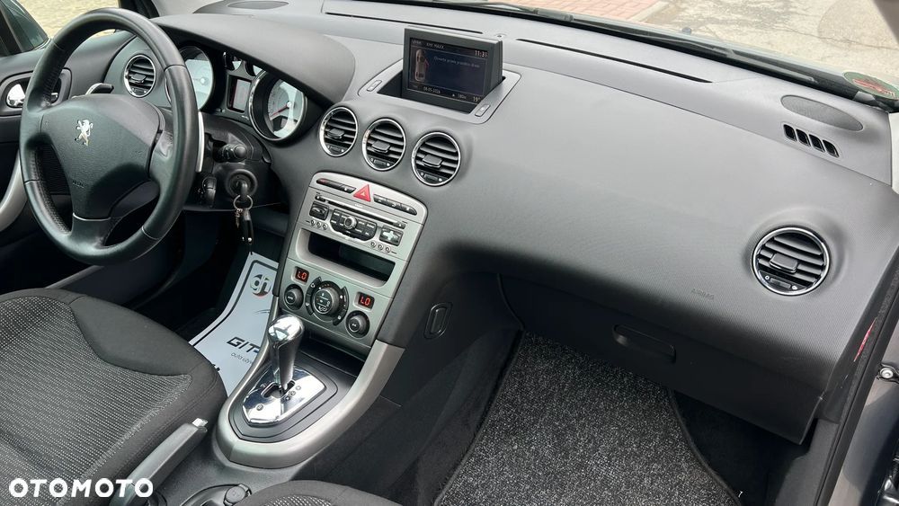 Peugeot 308 HDi FAP 110 EGS6 Platinum - 6