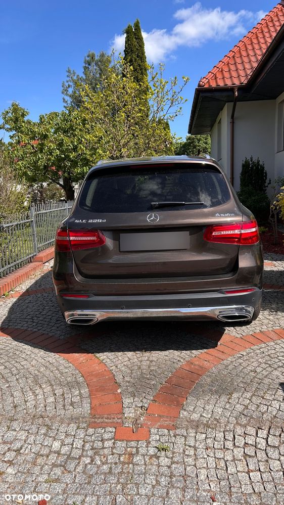 Mercedes-Benz GLC - 19