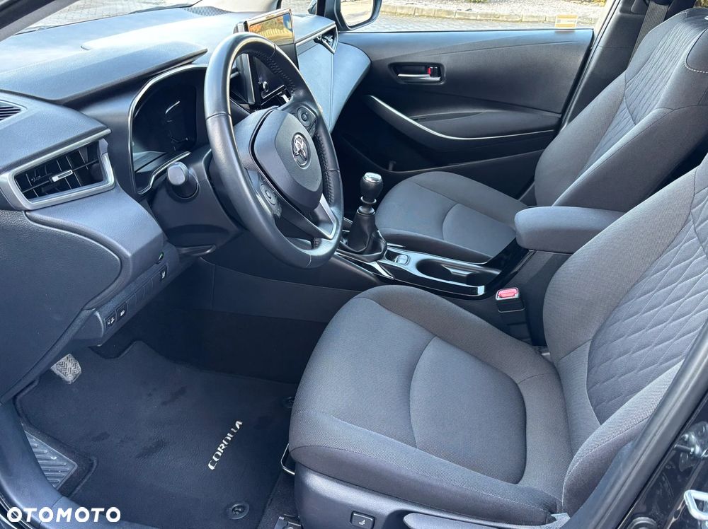 Toyota Corolla 1.5 Comfort - 12