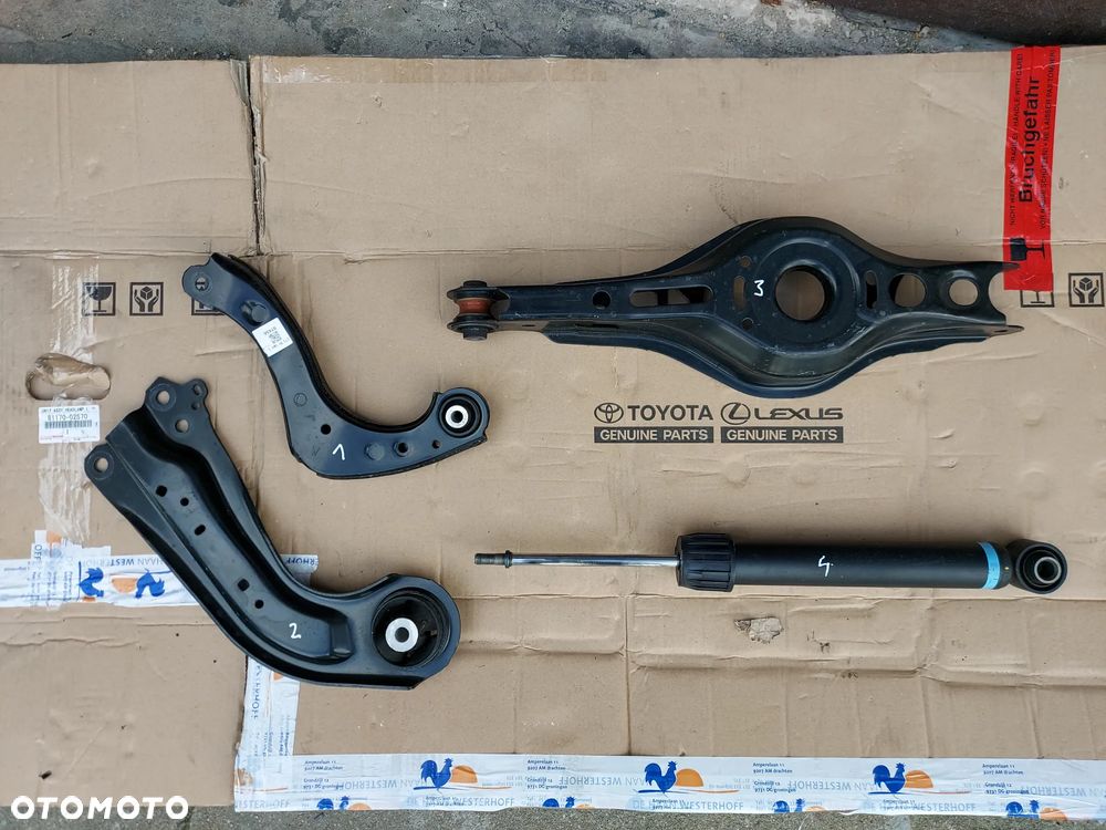 Toyota Yaris IV GR 20- Wahacz L Tył Zawieszenie