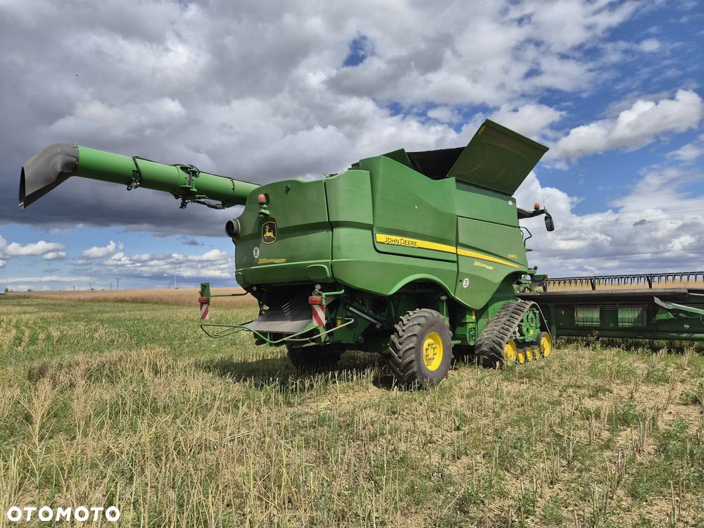 John Deere S690i - 8