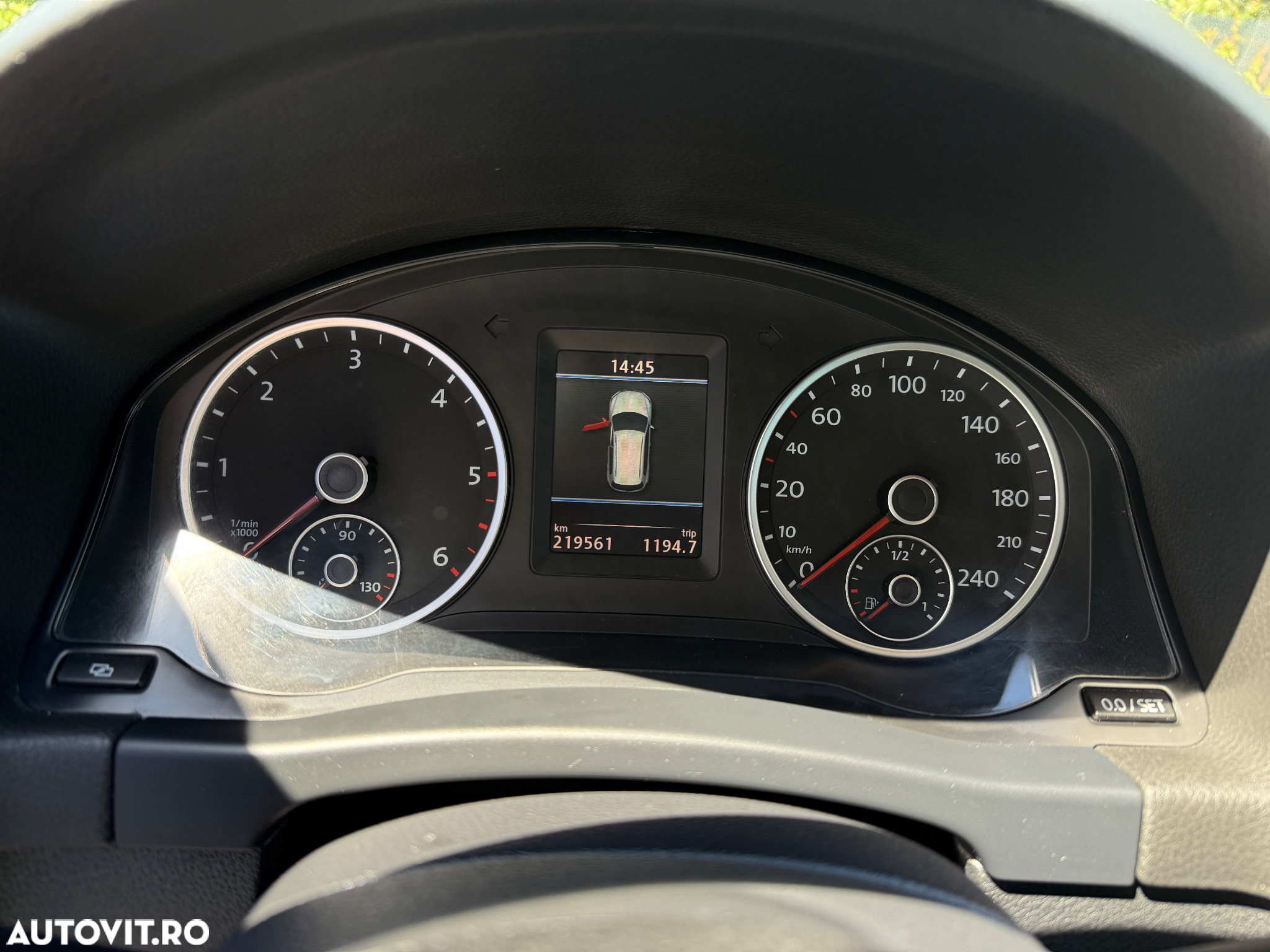 Volkswagen Tiguan 2.0 TDI DPF BlueMotion Technology Team - 30