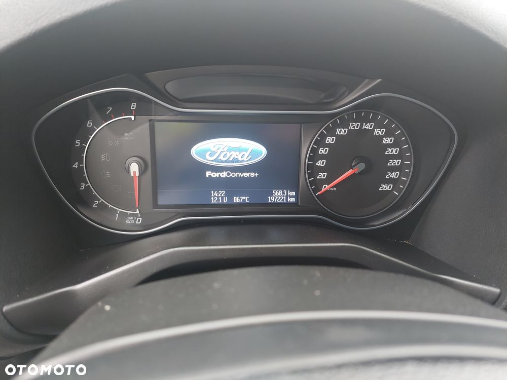 Ford Mondeo 1.6 T Gold X Plus - 18