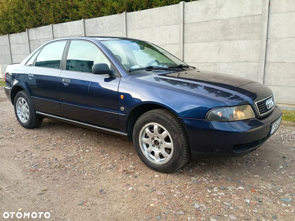 Audi A4 1996 photo 3