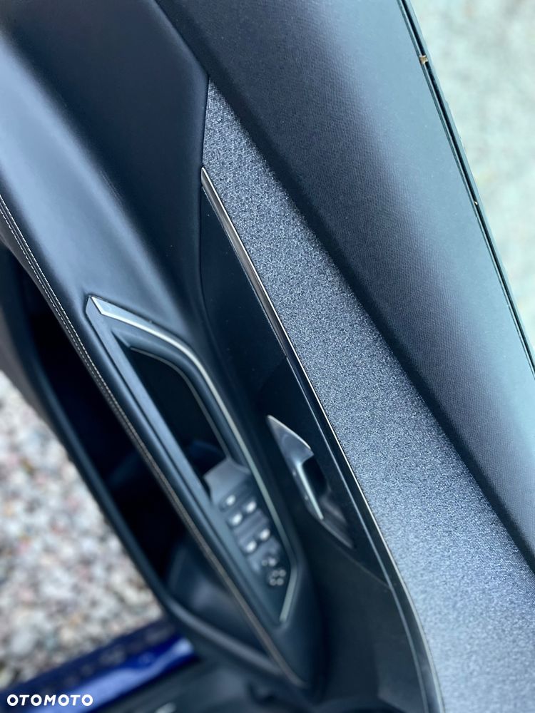 Peugeot 3008 1.6 BlueHDi Allure S&S EAT6 - 25