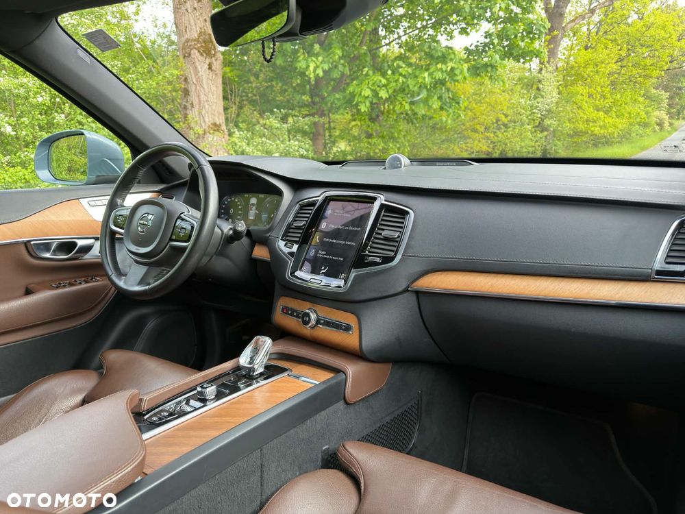 Volvo XC 90 - 11
