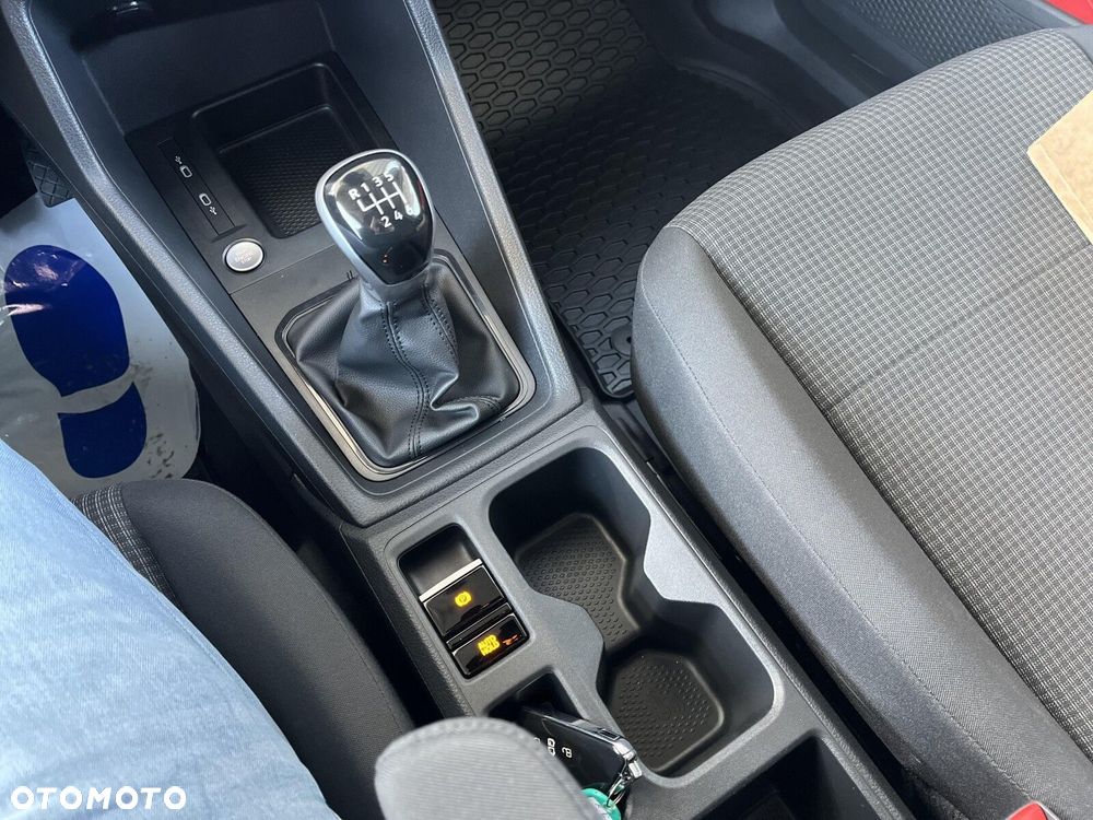 Volkswagen Caddy 2.0 TDI 102 KM skrzynia manualna - 15