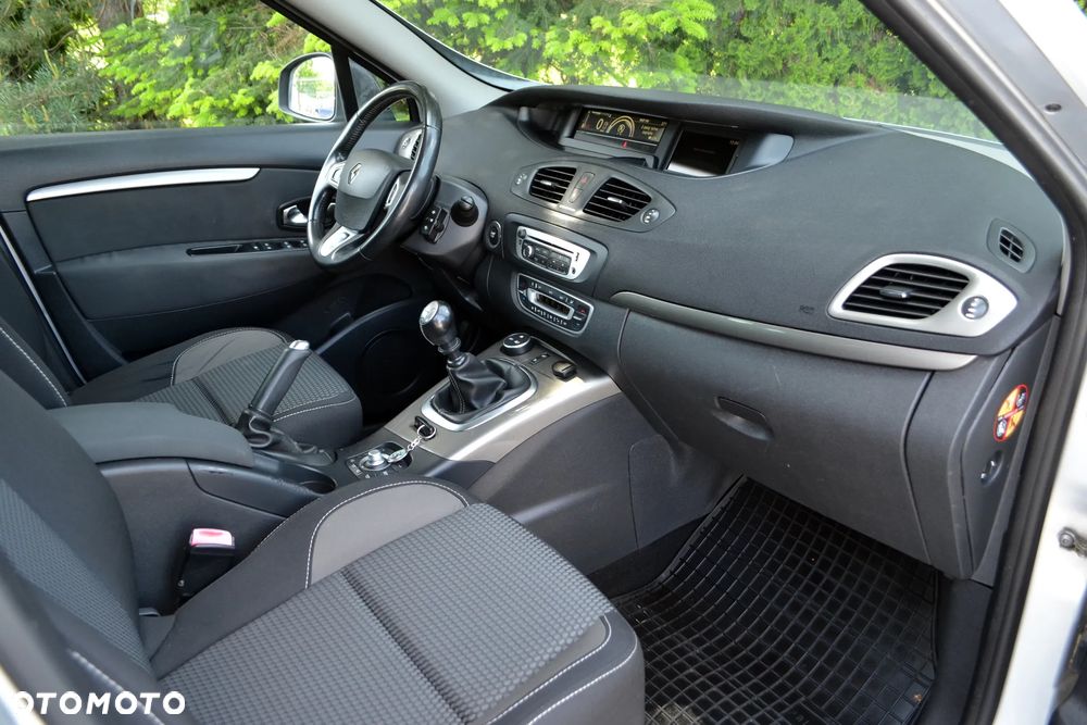 Renault Scenic - 23