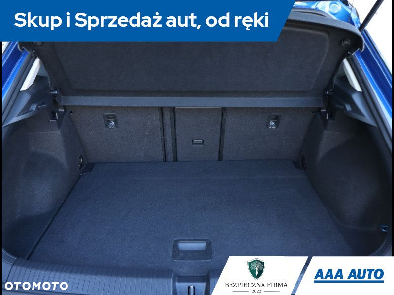 Volkswagen T-Roc - 14