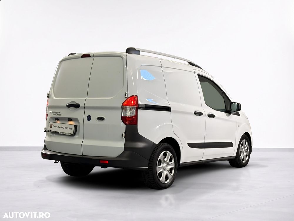 Ford Courier - 6