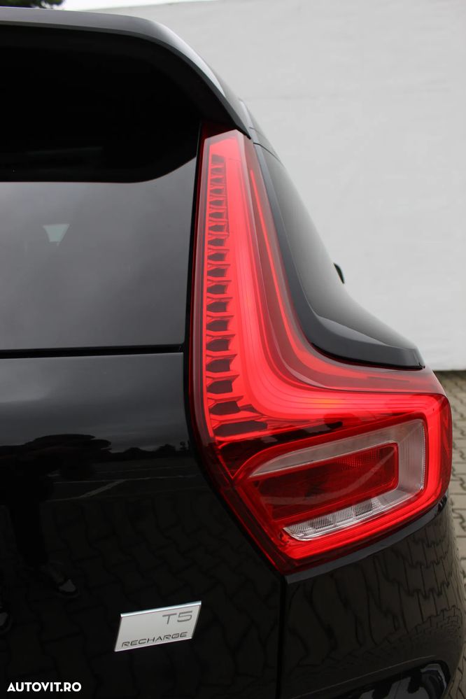 Volvo XC 40 - 26