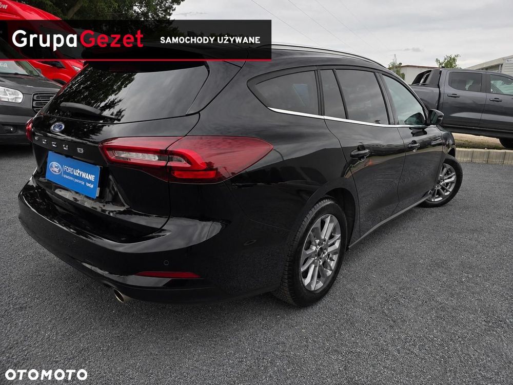 Ford Focus 1.0 EcoBoost Titanium - 4