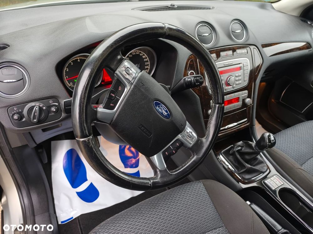 Ford Mondeo 2.0 Viva Titanium - 17