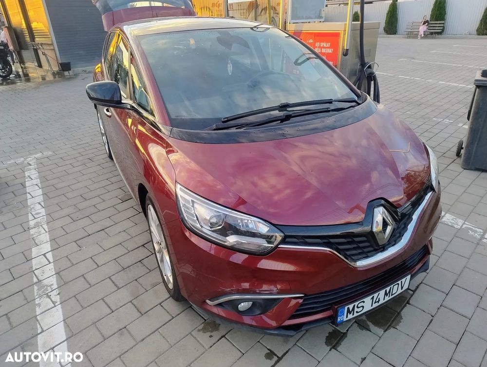 Renault Scenic - 1