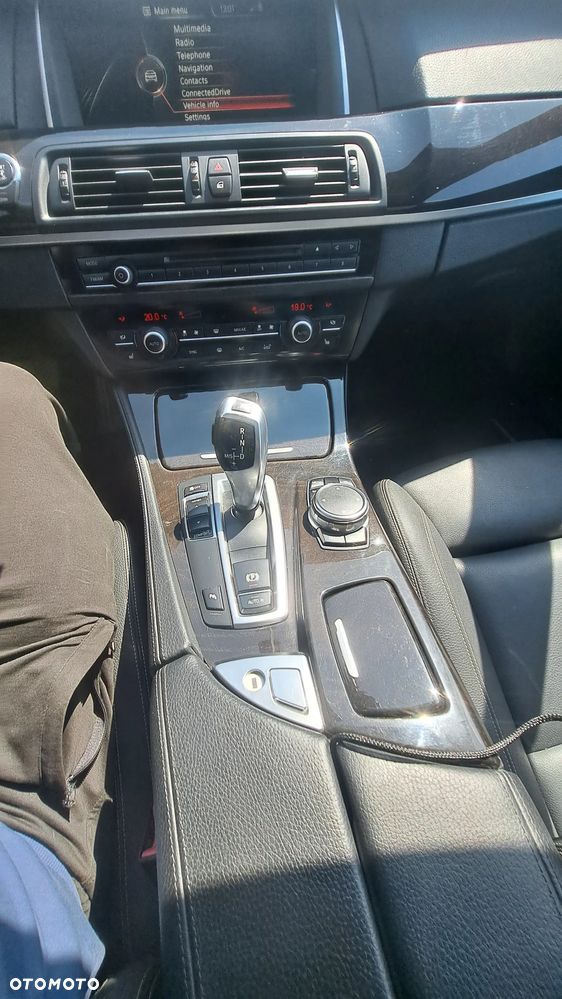 BMW Seria 5 528i - 19