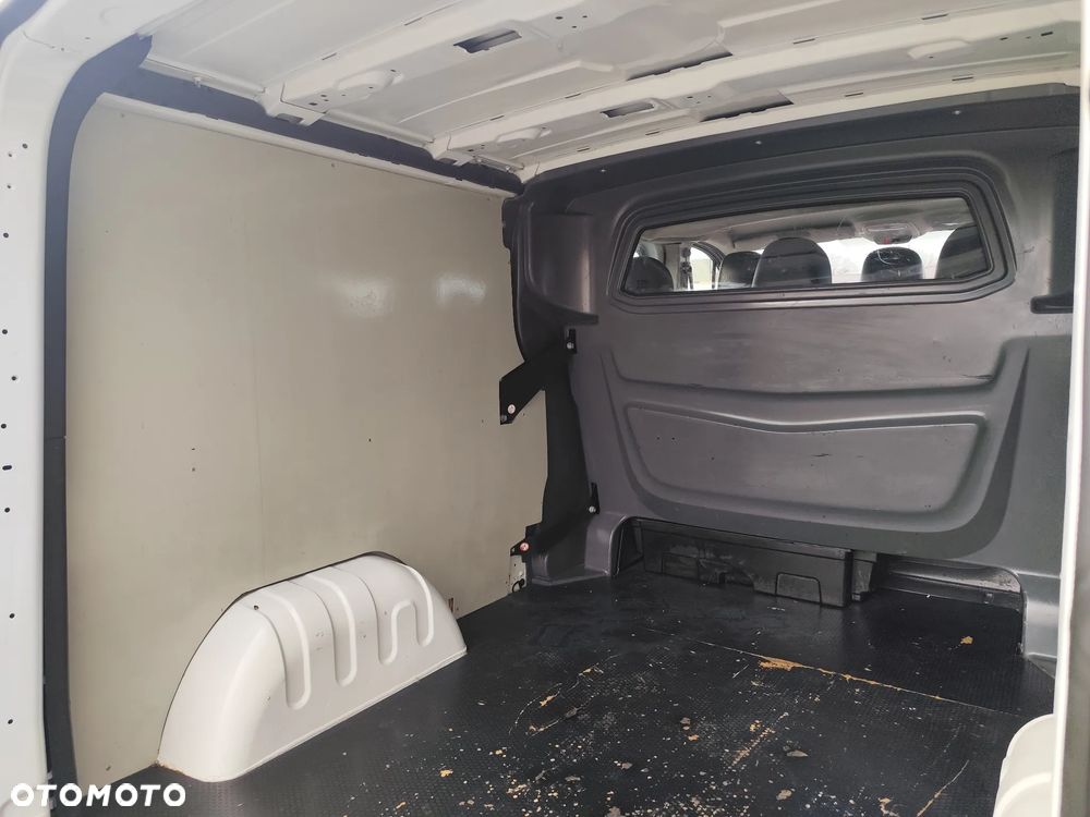 Renault Trafic - 32