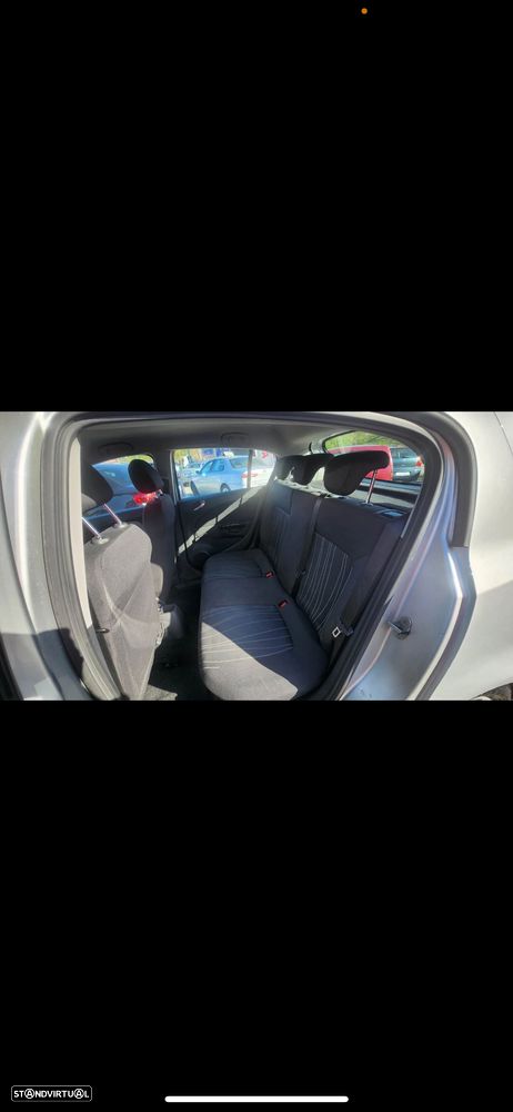 Opel Corsa 1.2 Enjoy - 11