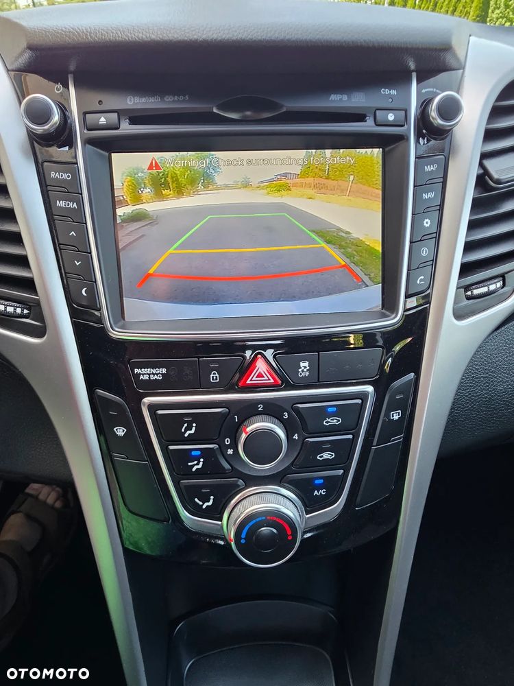Hyundai i30 1.4 BlueDrive Run - 33