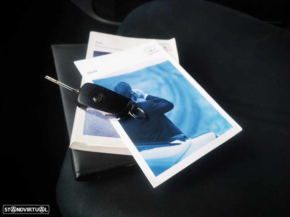 Toyota Yaris 1.0 VVT-i AC - 25