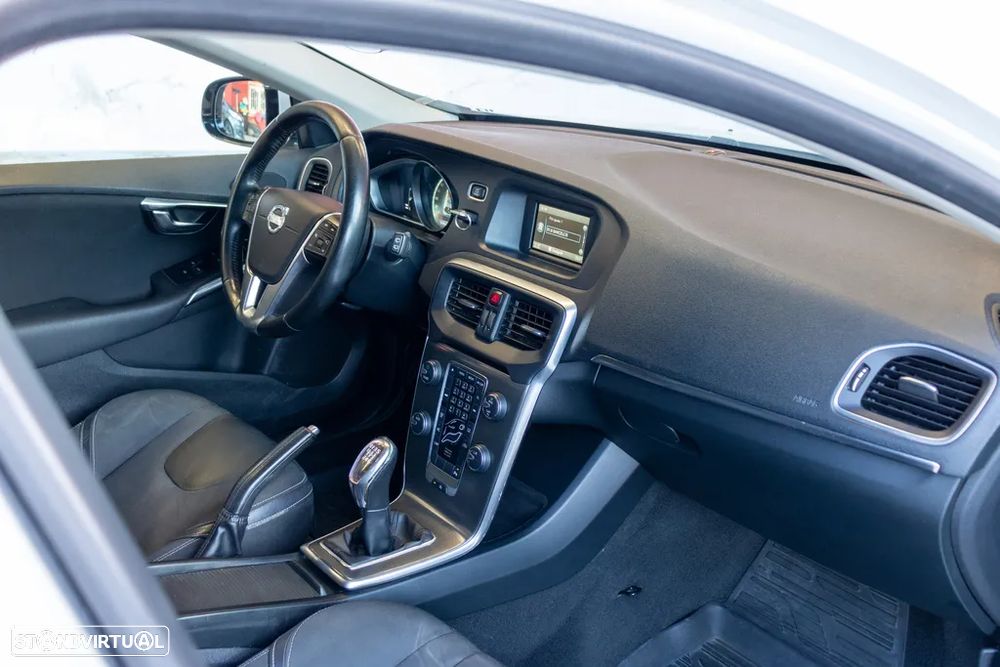 Volvo V40 1.6 D2 Eco Kinetic - 18